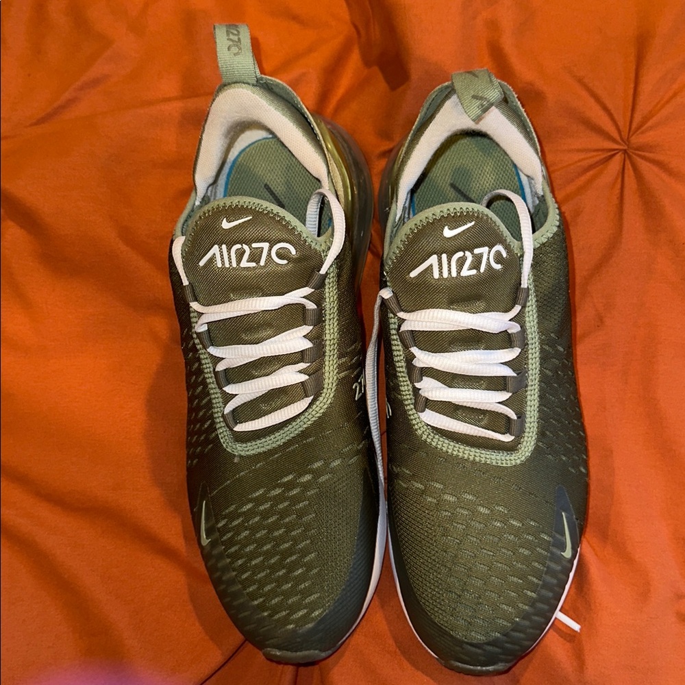 Nike Air 270 Khaki and White Athletic Shoes